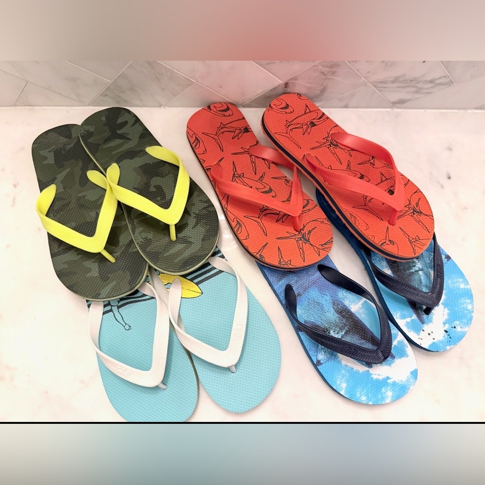 Boys GAP Flip Flop Pack-Camouflage, Coral Shark, Blue Wave, Light Aqua Surfboard